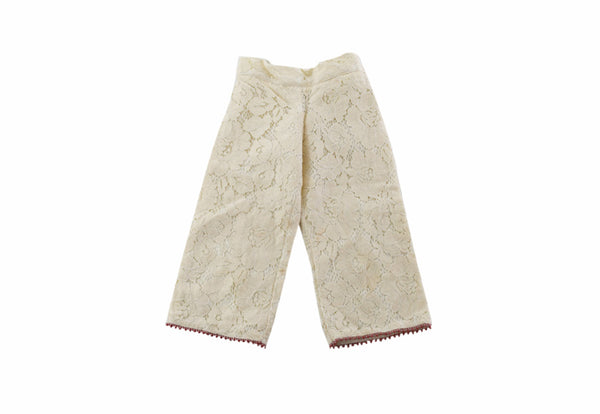 Pili Carrera Cream Lace Long-sleeved Top with Matching Trousers