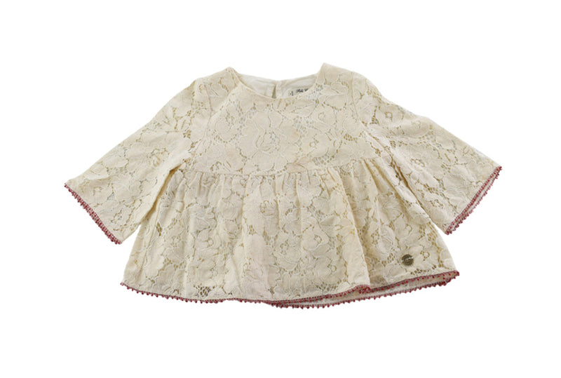 Pili Carrera Cream Lace Long-sleeved Top with Matching Trousers