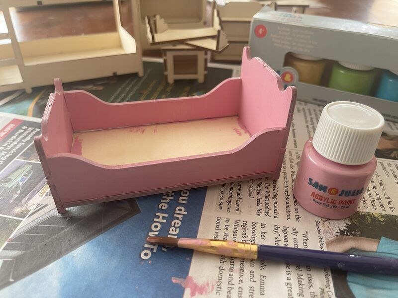 Paint set with Brushes (6 colours)